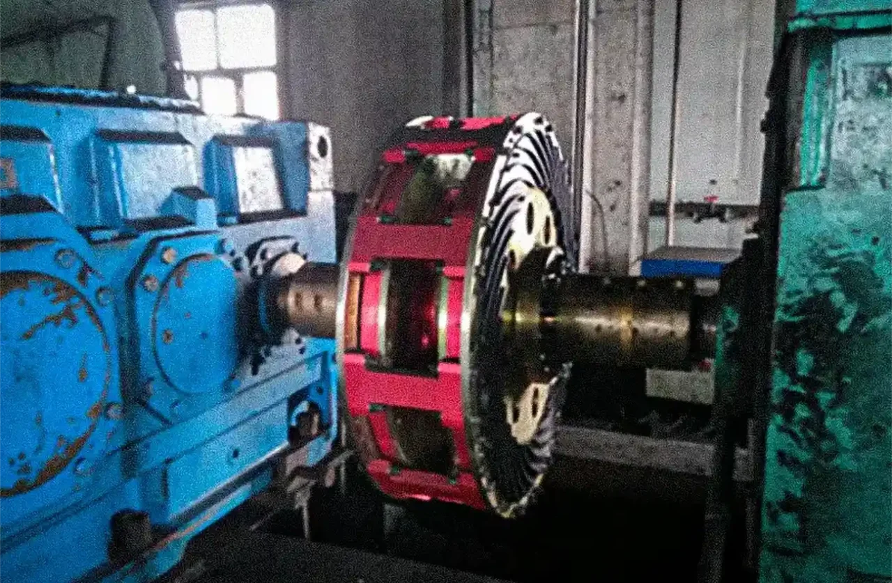 HNYM-Coal-mine-conveyor-belt-magnetic-coupling