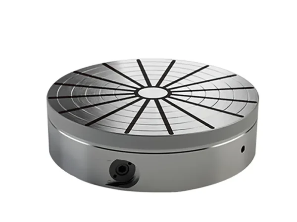 Permanent magnetic chuck for circular grinding with radial poles